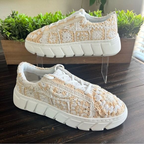 FREE PEOPLE Catch Me If You Can Crochet Platform Sneaker in Natural Size 9.5 NEW - Picture 4 of 15